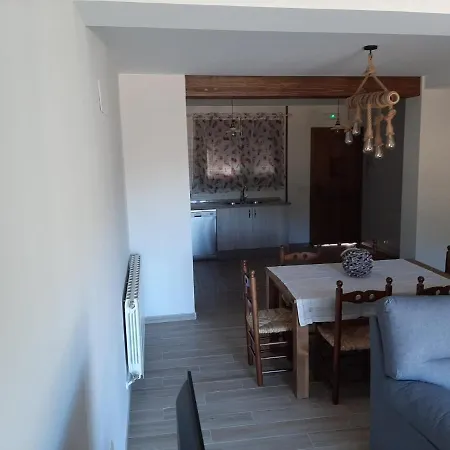 Apartament Rurales Hurdes Altas - La Antigua Guarderia *