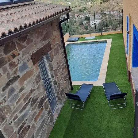 Rurales Hurdes Altas - La Antigua Guarderia Apartament *