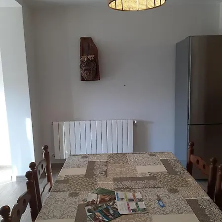 Rurales Hurdes Altas - La Antigua Guarderia Apartment *