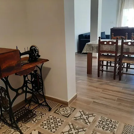 Rurales Hurdes Altas - La Antigua Guarderia Apartamento Casares de las Hurdes