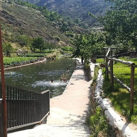 Apartamento Rurales Hurdes Altas - La Antigua Guarderia Casares de las Hurdes