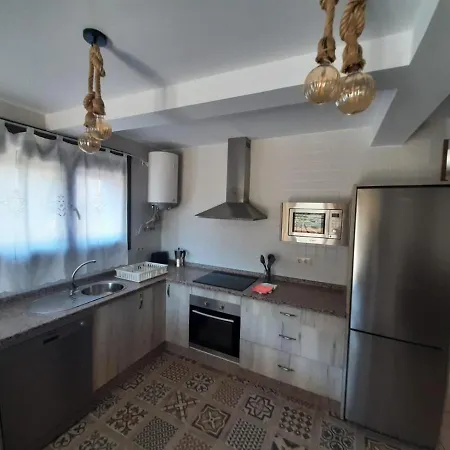 Rurales Hurdes Altas - La Antigua Guarderia Casares de las Hurdes