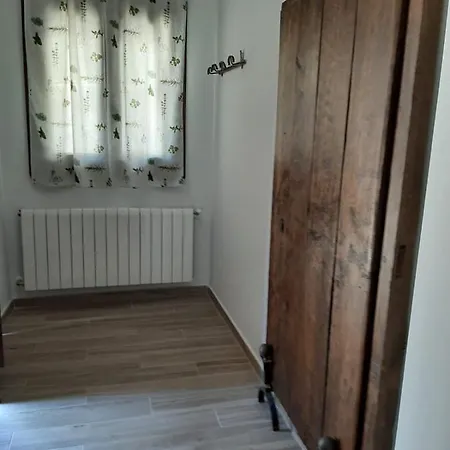 Rurales Hurdes Altas - La Antigua Guarderia Apartment *