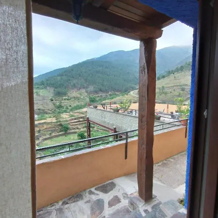 Rurales Hurdes Altas - La Antigua Guarderia Casares de las Hurdes