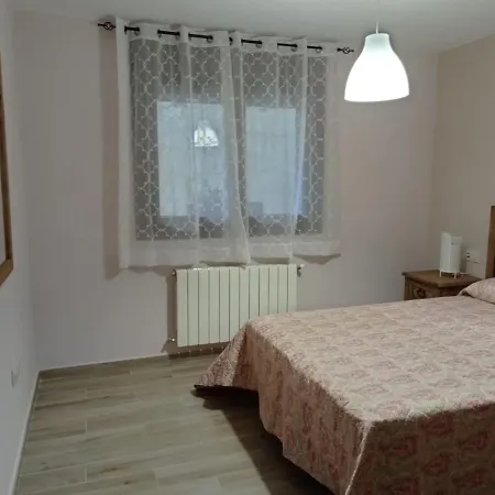 Rurales Hurdes Altas - La Antigua Guarderia *