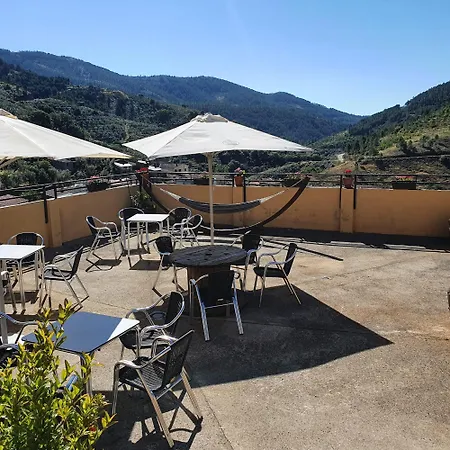 Rurales Hurdes Altas - La Antigua Guarderia Apartamento Casares de las Hurdes