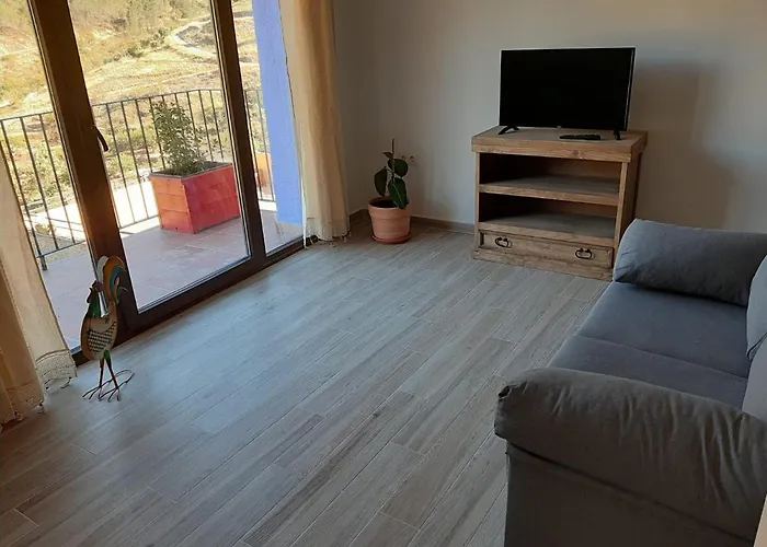 Rurales Hurdes Altas - La Antigua Guarderia Apartamento