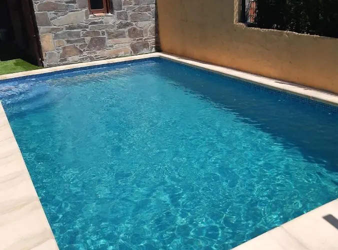 Rurales Hurdes Altas - La Antigua Guarderia Apartamento Casares de las Hurdes