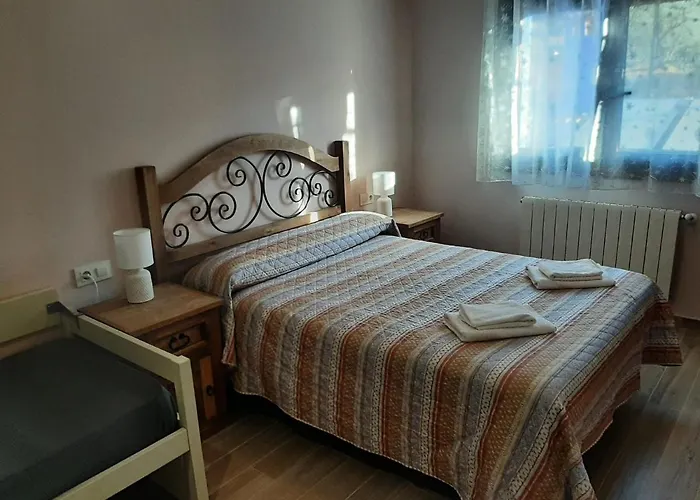 Rurales Hurdes Altas - La Antigua Guarderia Apartamento Casares de las Hurdes