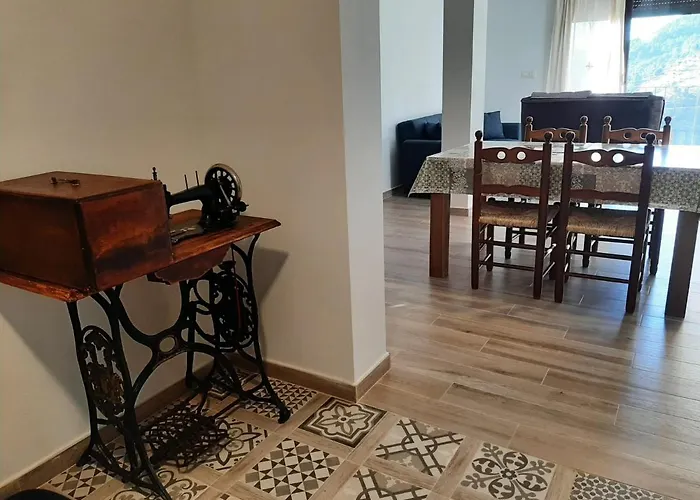 Rurales Hurdes Altas - La Antigua Guarderia Apartamento Casares de las Hurdes