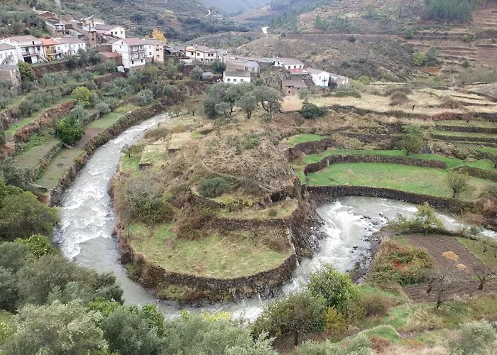 Rurales Hurdes Altas - La Antigua Guarderia Apartamento Casares de las Hurdes
