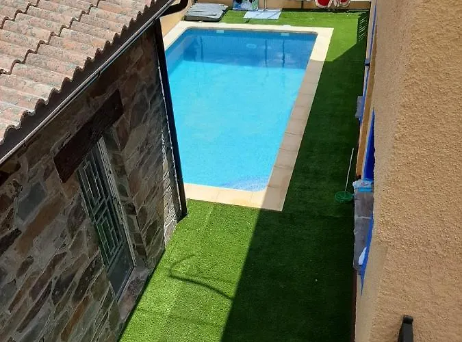 Rurales Hurdes Altas - La Antigua Guarderia Apartamento *