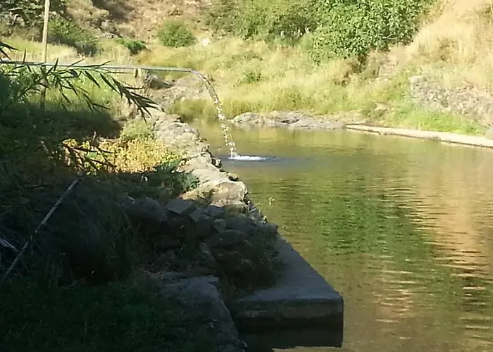 Rurales Hurdes Altas - La Antigua Guarderia Apartamento *