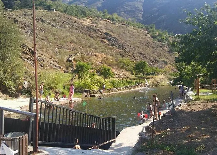 Apartamento Rurales Hurdes Altas - La Antigua Guarderia Casares de las Hurdes