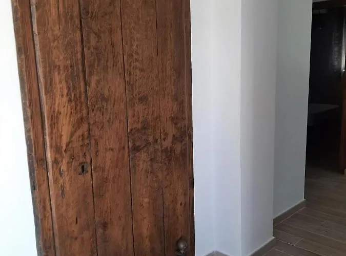 Rurales Hurdes Altas - La Antigua Guarderia Apartamento