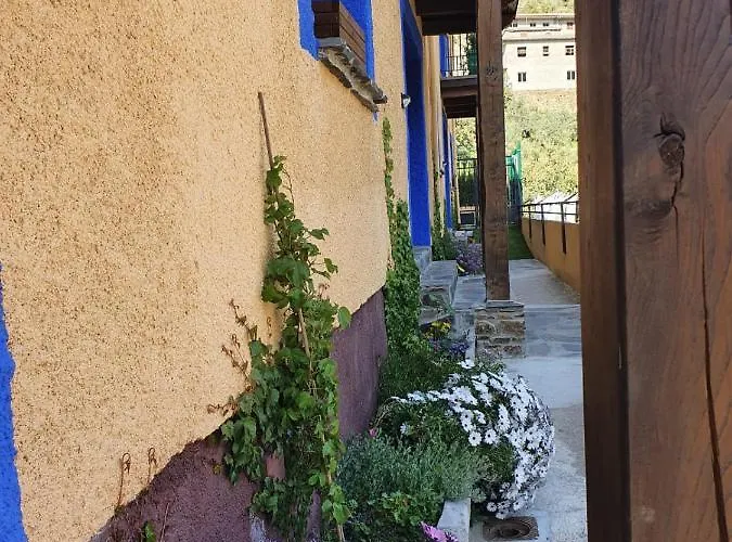 Rurales Hurdes Altas - La Antigua Guarderia Apartamento