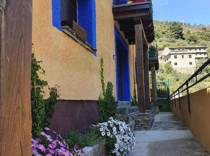 Apartamento Rurales Hurdes Altas - La Antigua Guarderia Casares de las Hurdes