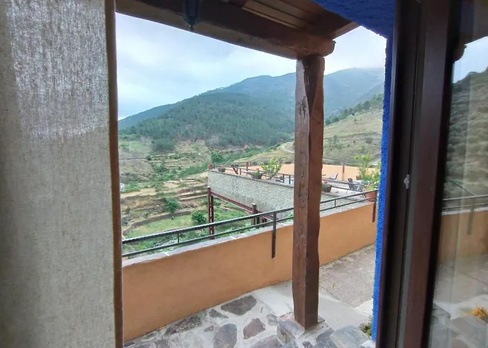 Rurales Hurdes Altas - La Antigua Guarderia Casares de las Hurdes