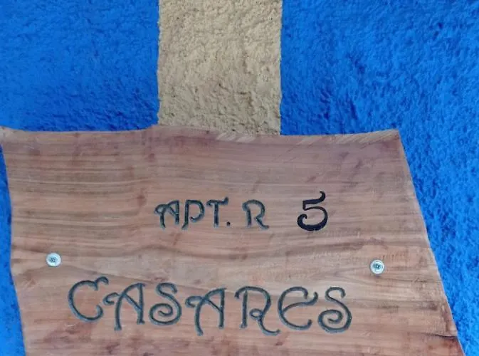 Rurales Hurdes Altas - La Antigua Guarderia Casares de las Hurdes